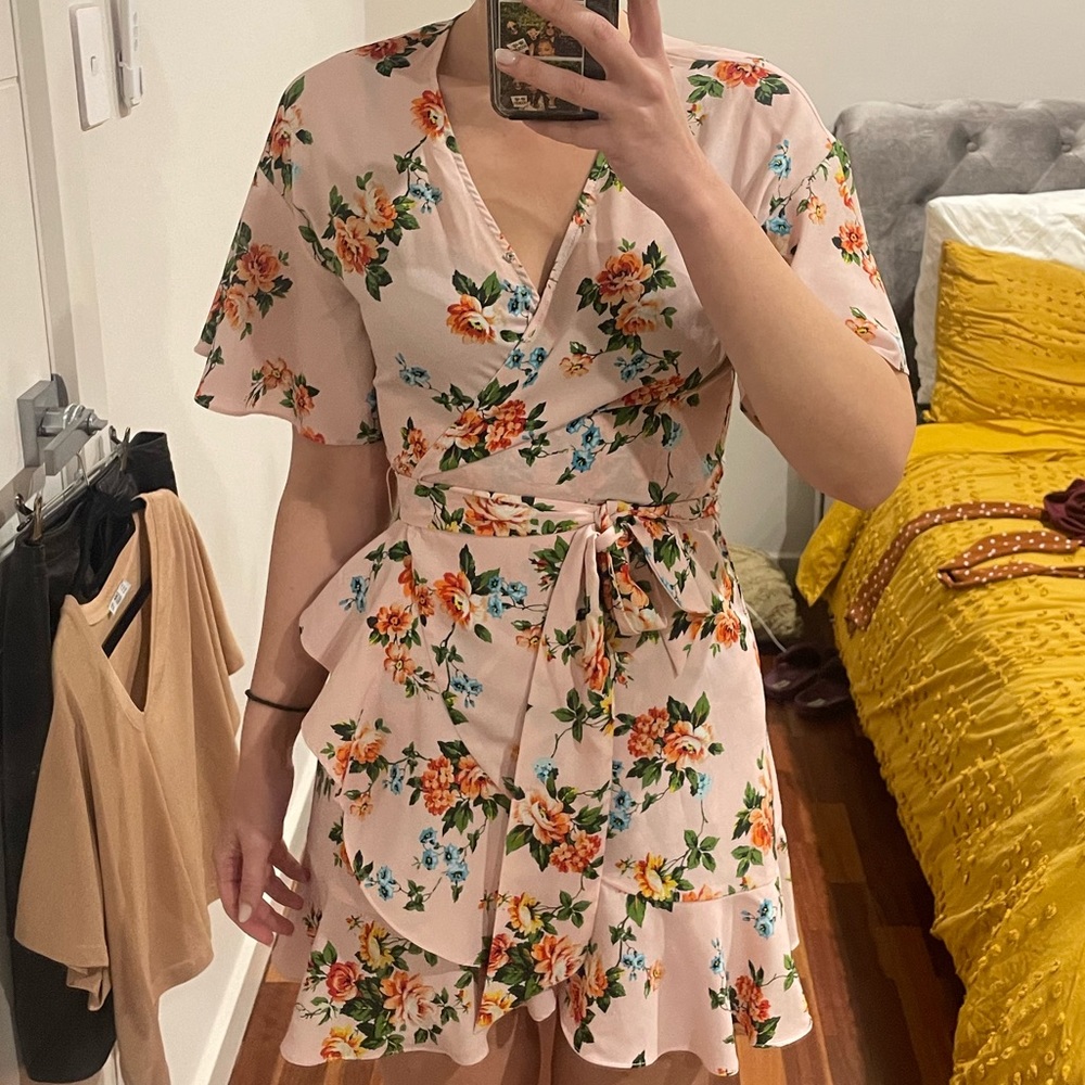 Portmans Size 6 Floral Wrap Dress - Picture 1 of 3